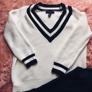 Forever 21 Black and White Sweater